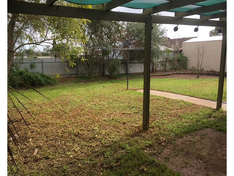 3 Amaroo Court, Smithfield SA 5114