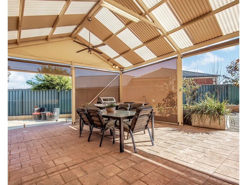 65 Waterside Drive, Burton SA 5110