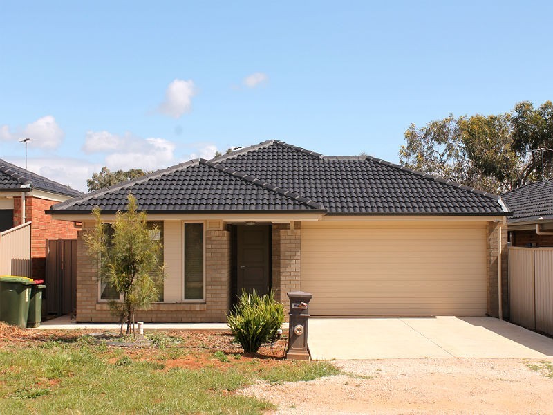 19A Gardiner Terrace, Smithfield SA 5114