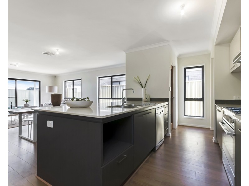 63 Fazzolari Circuit, Paralowie SA 5108