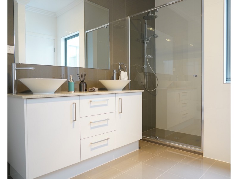 3 MacMillan Avenue, Mawson Lakes SA 5095