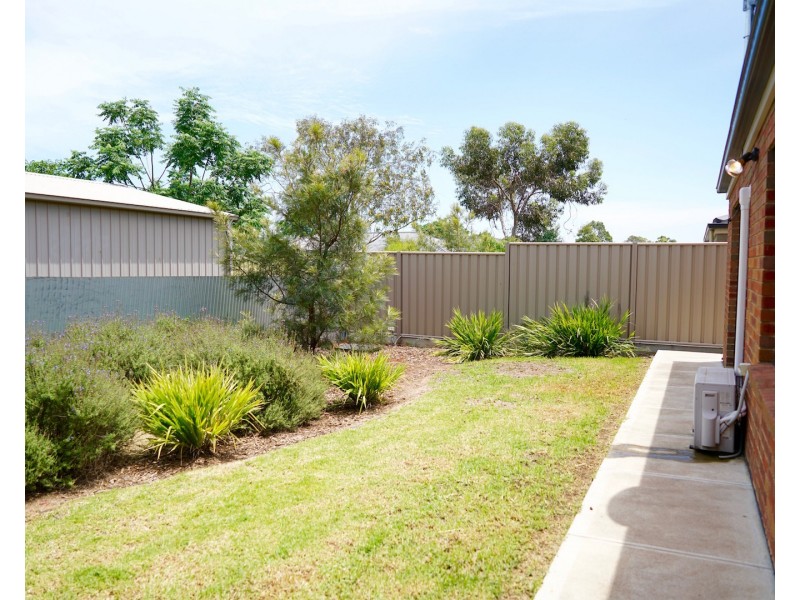 19 Gardiner Terrace, Smithfield SA 5114