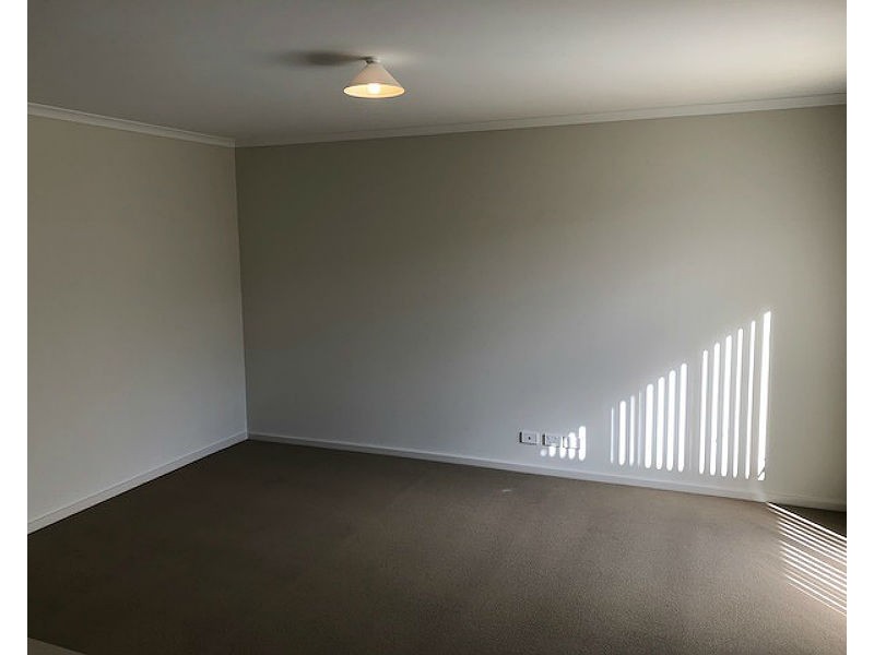 9 Holland Way, Evanston SA 5116