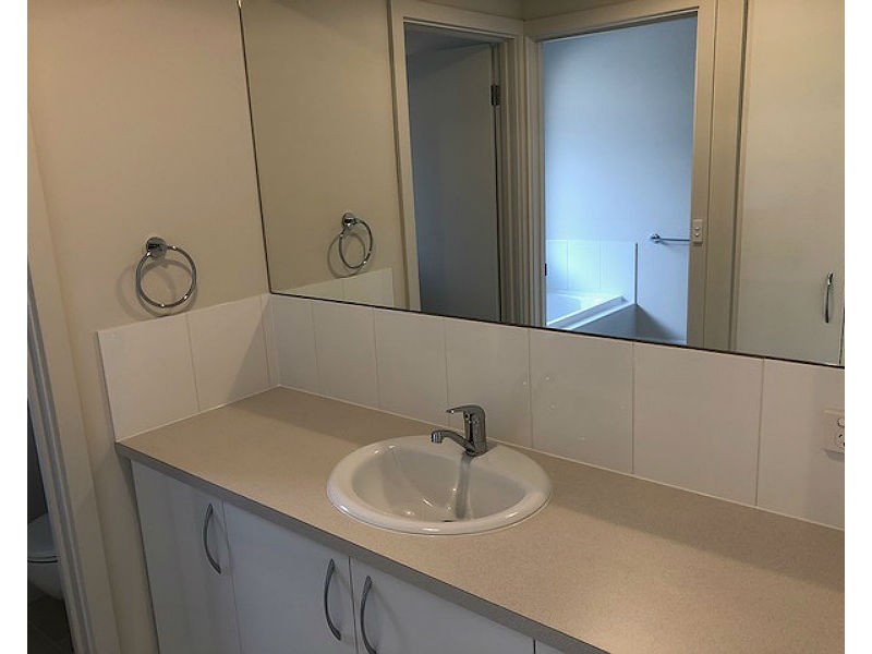 9 Holland Way, Evanston SA 5116