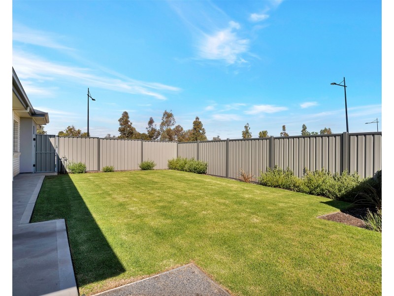 12 Juniper Boulevard, Virginia SA 5120