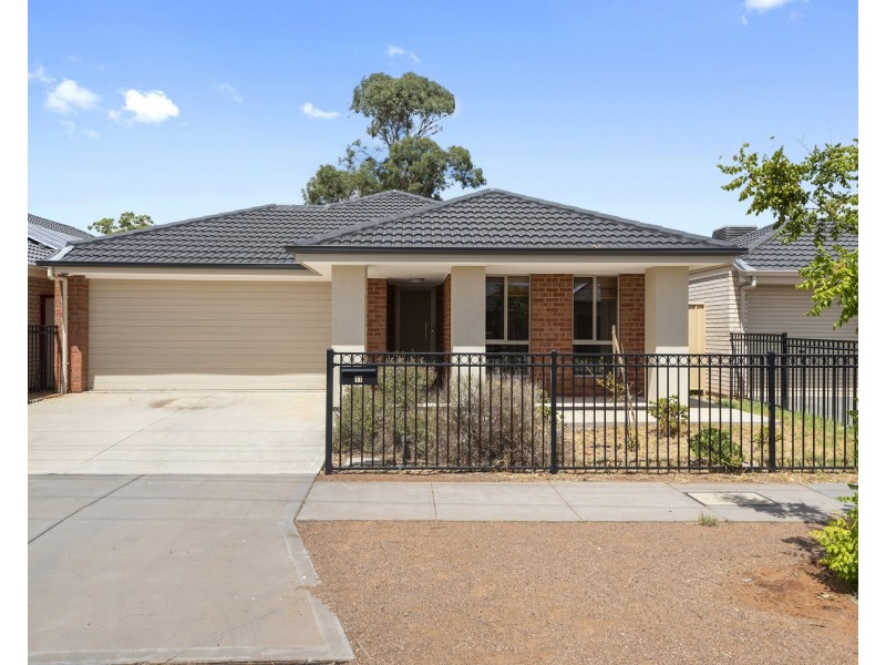 11 Scott Road, Smithfield Plains SA 5114