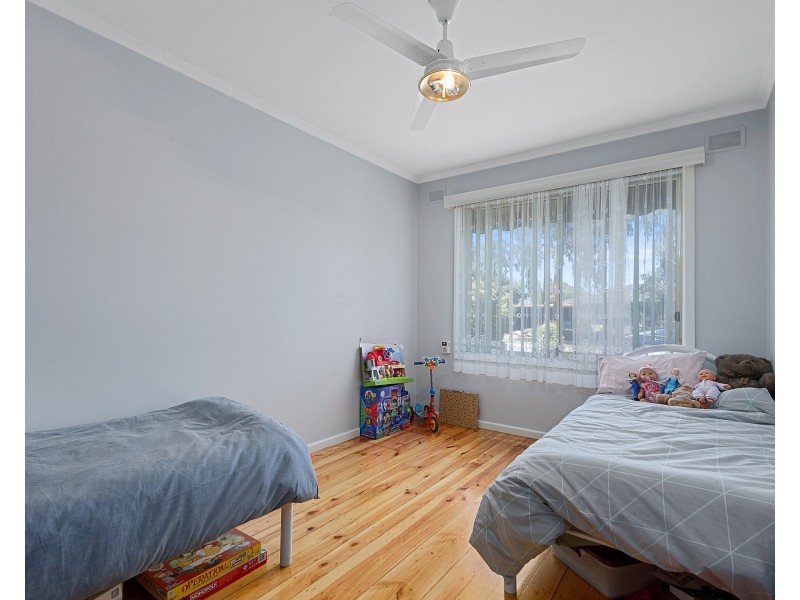 6 Acacia Crescent, Salisbury East SA 5109