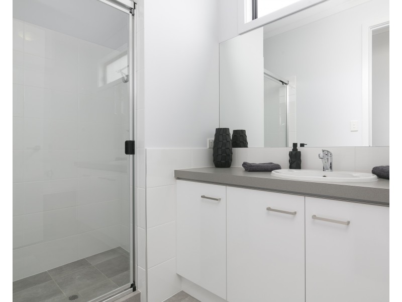9 Lucerne Crescent, Mount Barker SA 5251