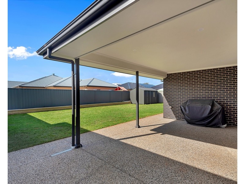 12 Pine Avenue, Virginia SA 5120
