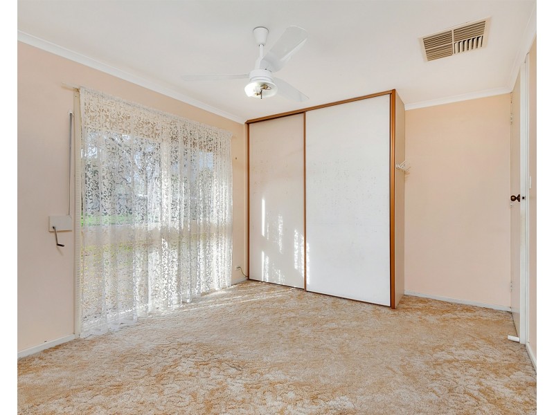 8 Hammond Avenue, Brahma Lodge SA 5109