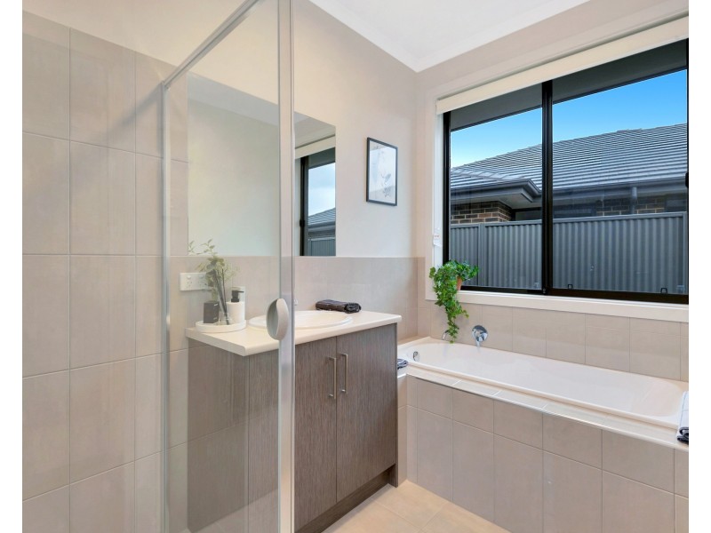 19 Lillypilly Walk, Andrews Farm SA 5114