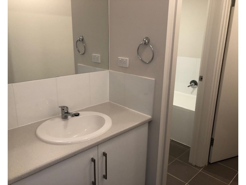 2/55 Cherry Avenue, Direk SA 5110