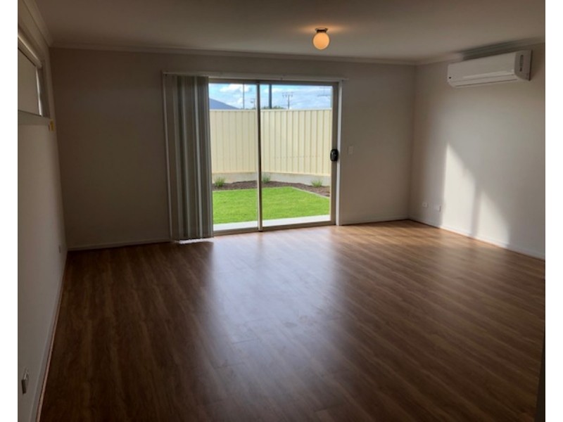 4/55 Cherry Avenue, Direk SA 5110