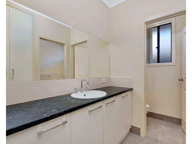 38 Cherry Avenue, Direk SA 5110