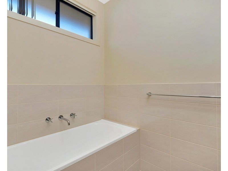 38 Cherry Avenue, Direk SA 5110