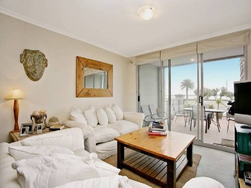 109/315 Beaconsfield Parade, St Kilda West VIC 3182