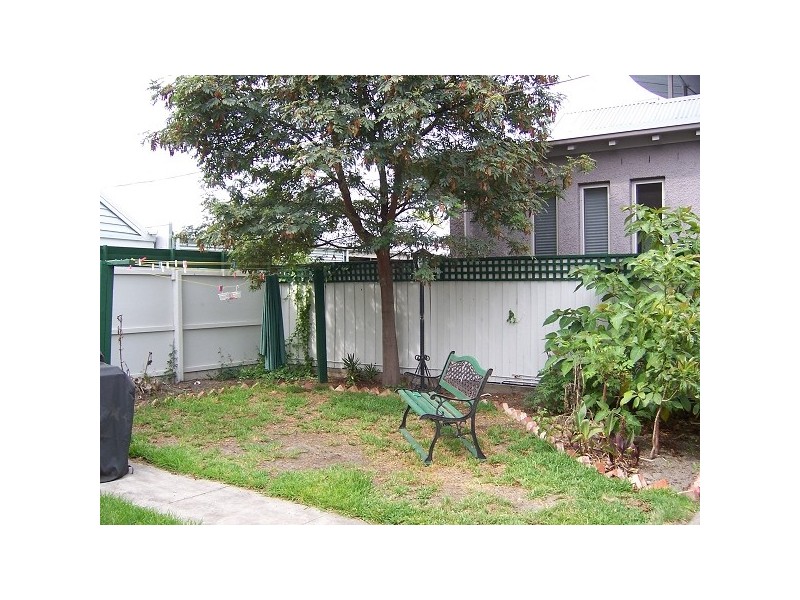 2/93 Kerferd Road, Albert Park VIC 3206