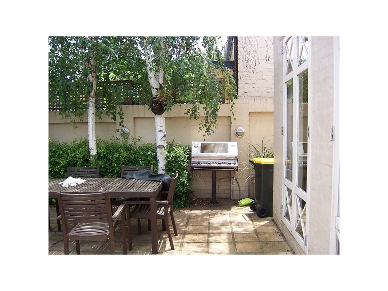 50 Dinsdale Street, Albert Park VIC 3206