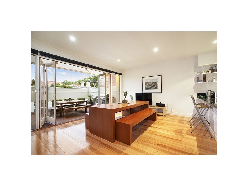 18C Loch Street, St Kilda West VIC 3182