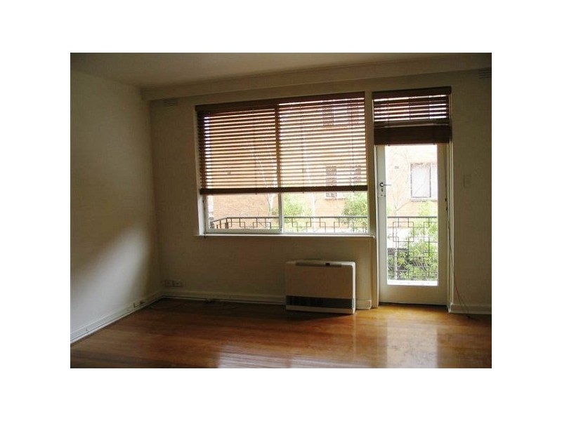 13/27 Dickens Street, Elwood VIC 3184