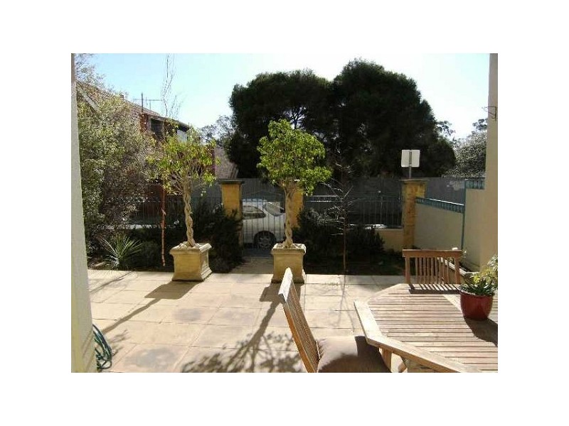 39/156 Beaconsfield Parade, Albert Park VIC 3206