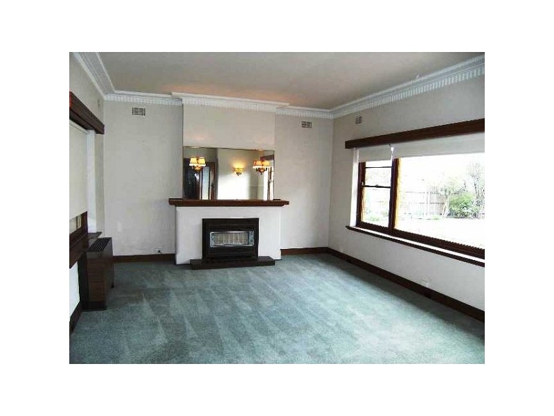 24 Seymour Grove, Brighton VIC 3186