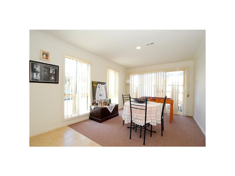 T/house 1,41 Cadles Road, Carrum Downs VIC 3201
