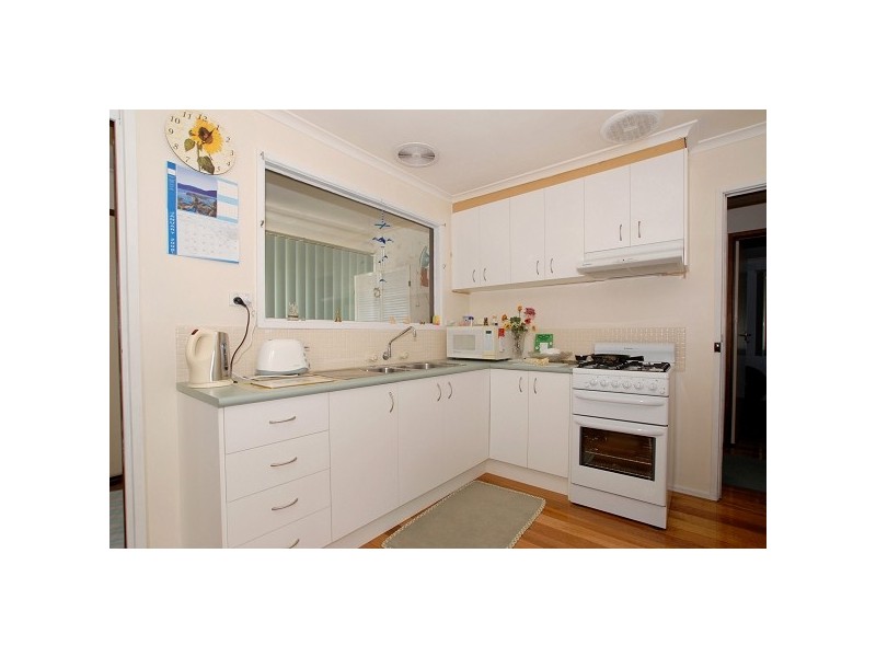 76 Centenary Street, Seaford VIC 3198