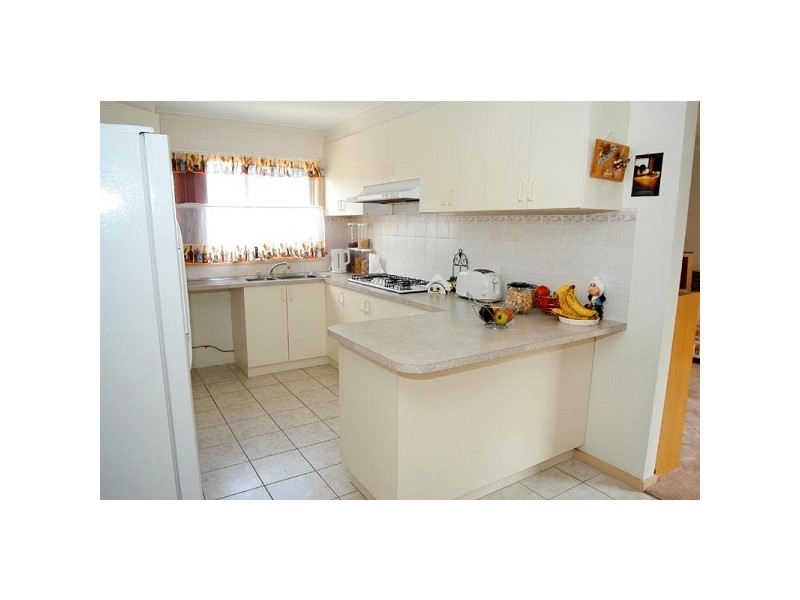 11 Pinewood Drive, Carrum Downs VIC 3201