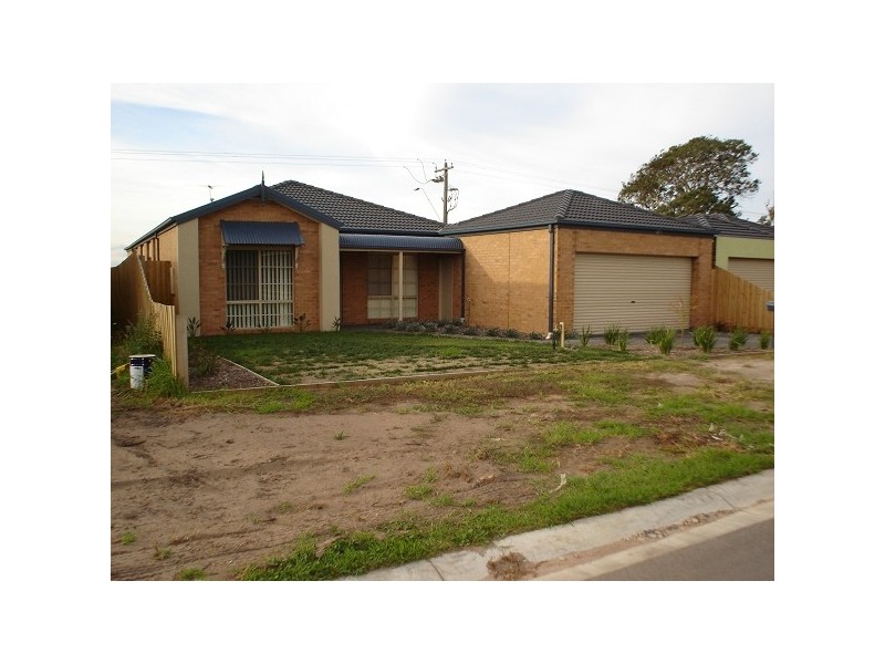 23 Scarlett Avenue, Carrum Downs VIC 3201