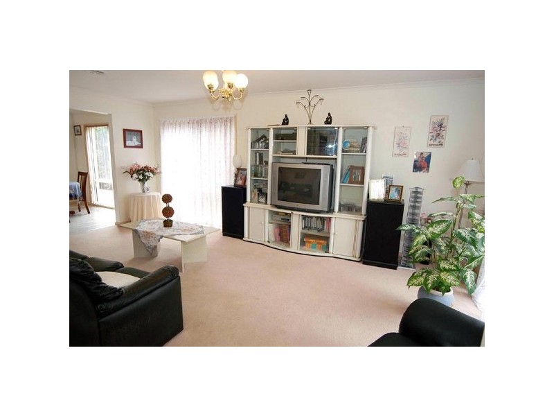 11 Pinewood Drive, Carrum Downs VIC 3201