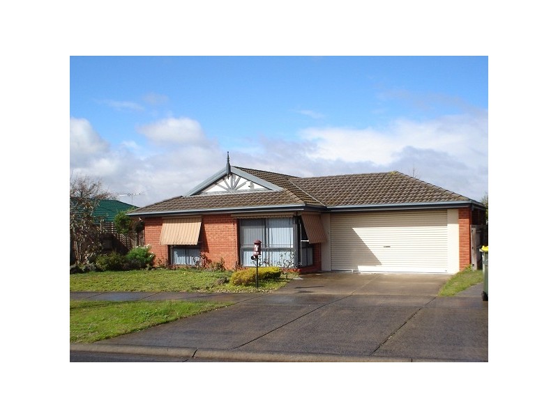 7 Gum Vista Walk, Skye VIC 3977