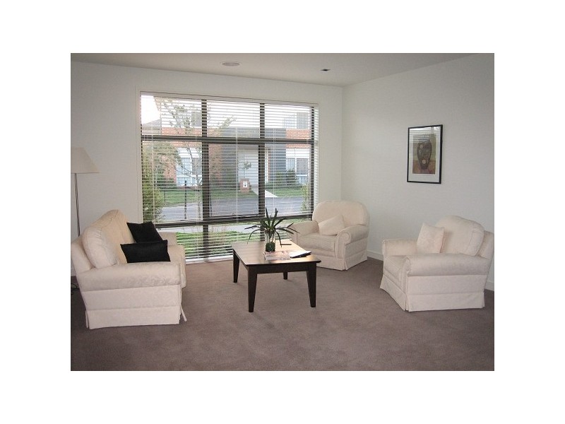 6 Old Trafford Way, Mulgrave VIC 3170