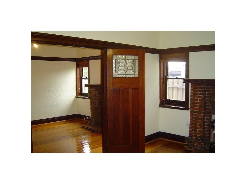 185 Murrumbeena Road, Carnegie VIC 3163