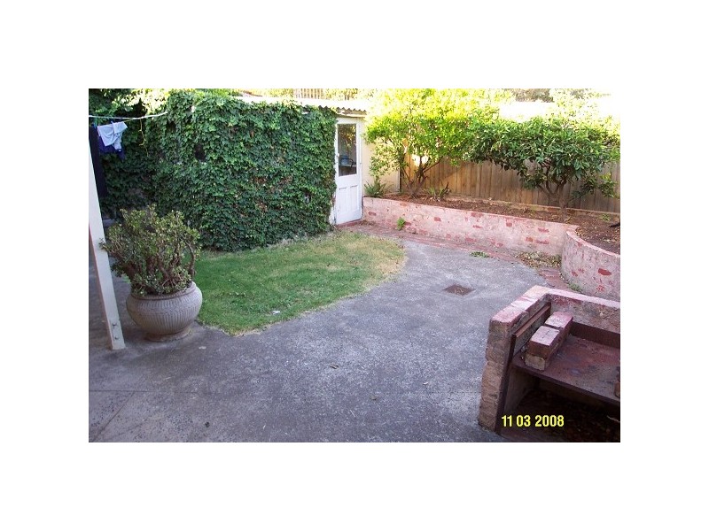 19 Lambeth Place, St Kilda VIC 3182