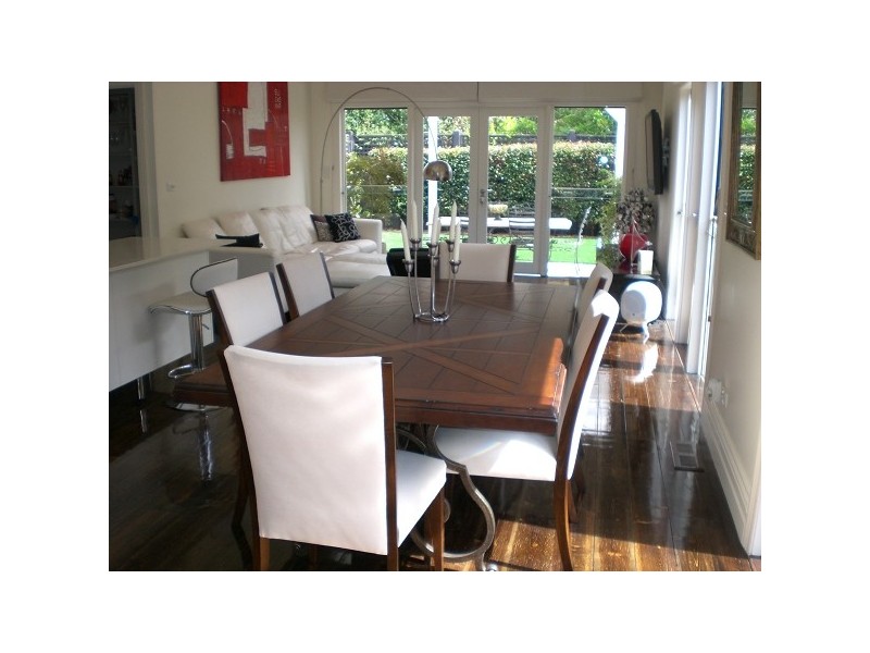 18 Willow Street, Elsternwick VIC 3185