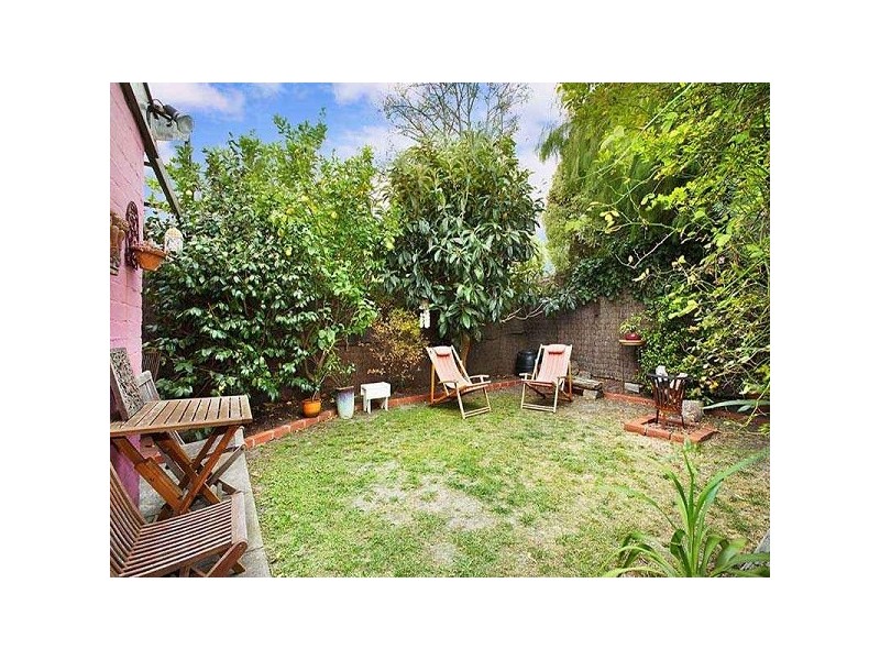 27 Ercildoune Street, Caulfield North VIC 3161