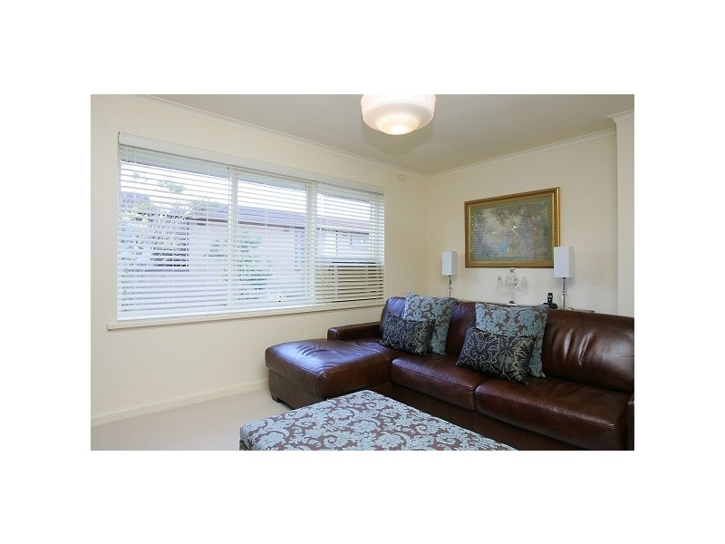 8/210 Inkerman Street, St Kilda East VIC 3183