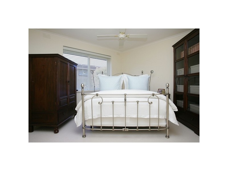 8/210 Inkerman Street, St Kilda East VIC 3183