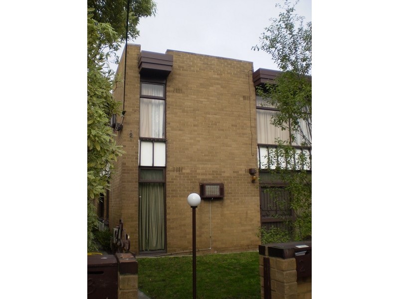 4/2 Melby Avenue, St Kilda East VIC 3183
