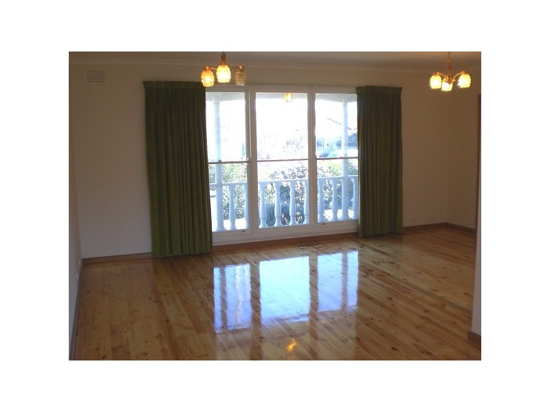 23 Emma Street, Caulfield South VIC 3162