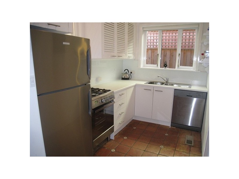 22 Elm Grove, St Kilda East VIC 3183