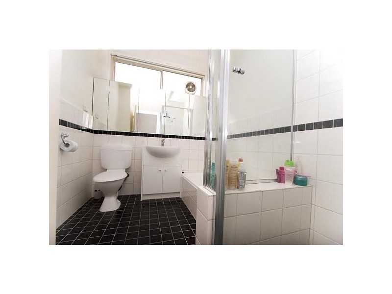 4/142 Hotham Street, St Kilda East VIC 3183