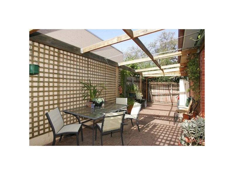 2 Malakoff Street, St Kilda East VIC 3183