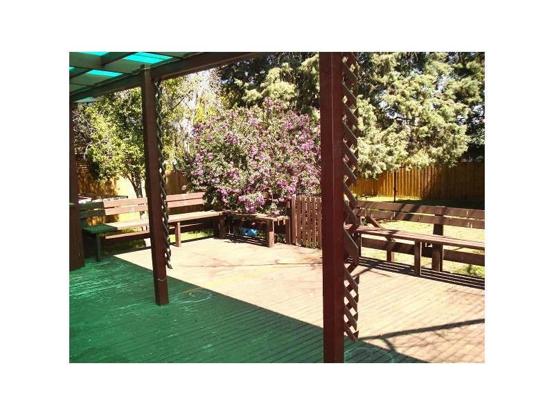 17 Bateman Street, Hampton VIC 3188