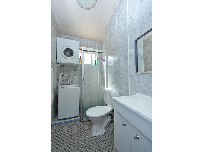 2/233 Canterbury Road, St Kilda West VIC 3182