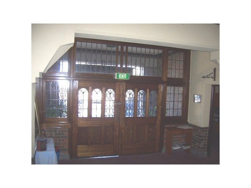 12 Ripon Grove, Elsternwick VIC 3185