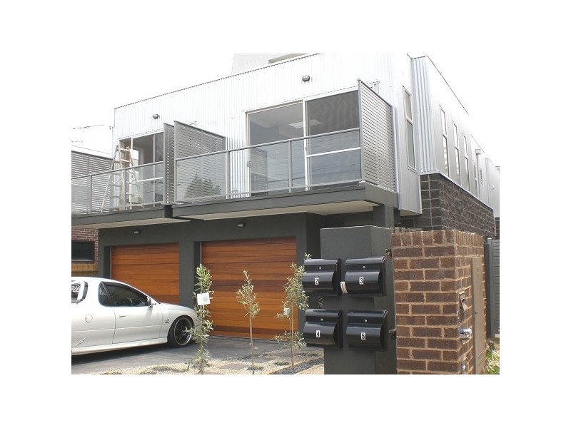 4/32 Gourlay Street, St Kilda East VIC 3183