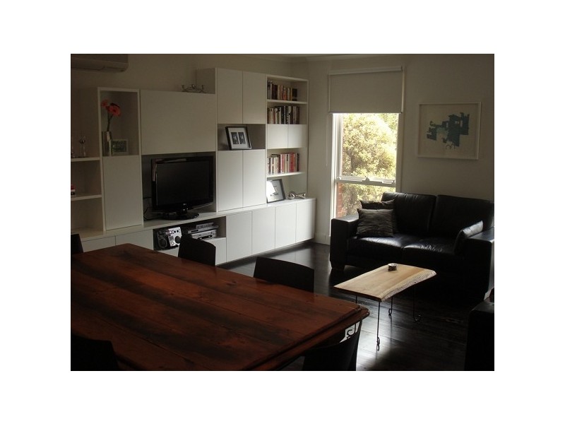 11 Woodstock Street, St Kilda East VIC 3183