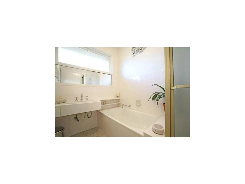 2/96 Brewer Road, Bentleigh VIC 3204